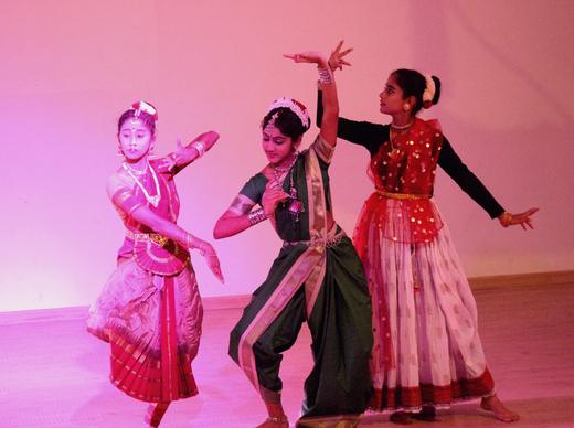 Bharatanatyam, under the lights